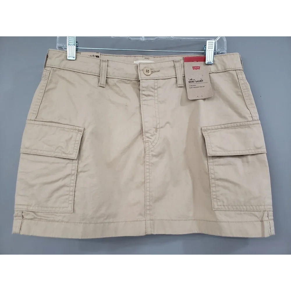 NEW Levi's 94 Cargo Skirt Khaki Size 28 Mini‎ Tan Beige - 100% Cotton Short